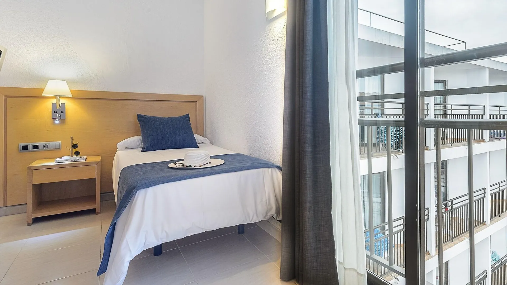 Hotel Vibra San Remo Sant Antoni de Portmany 3*,